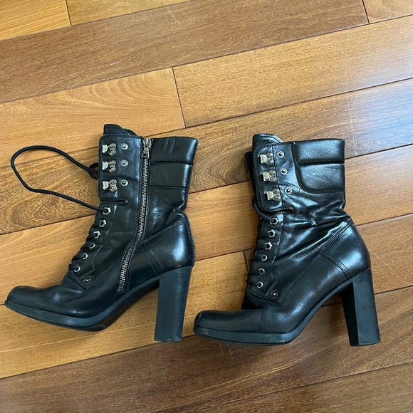 Prada boots - Picture 2 of 6